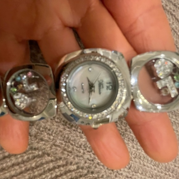Fashion bracelet watch